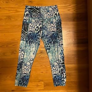 CVG capri leggings XS